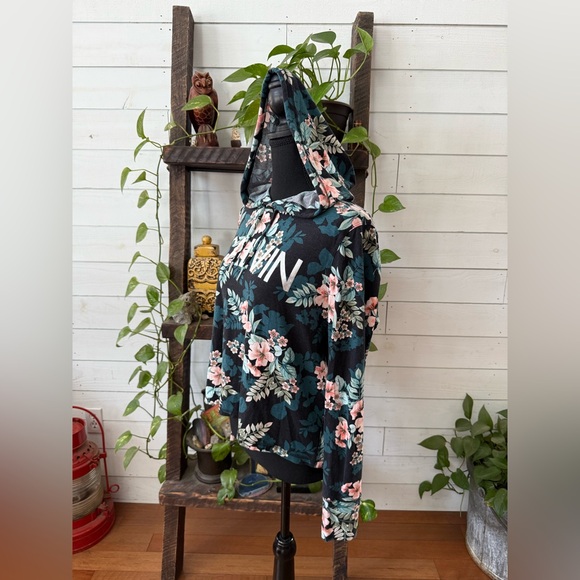 Calvin Klein Performance Floral Top - Teal with Pink Accents - Picture 6 of 17